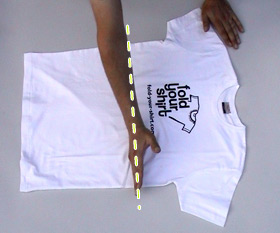 baju, busana, pakaian, jual baju, butik online, step 001 Tips melipat baju dalam 2 detik