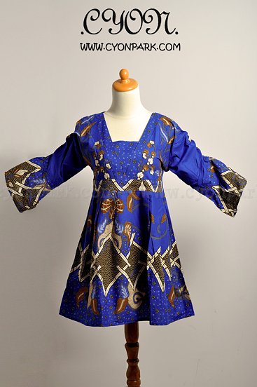 butik baju batik koleksi terbaru, batik fashion, atasan batik baju kerja baby doll batik v neck biru