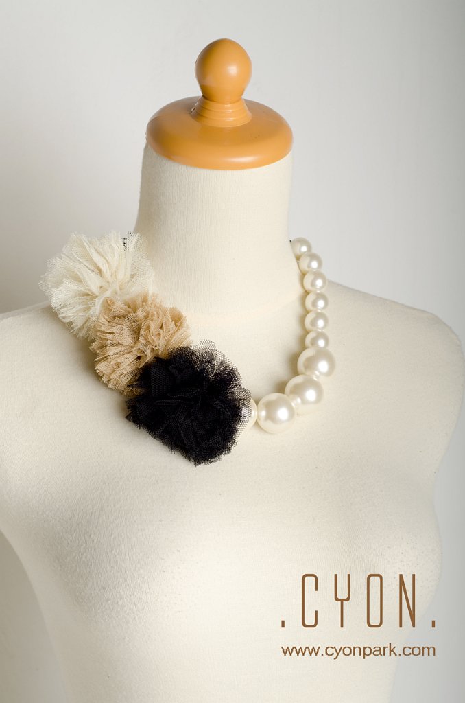 kalung, necklace, aksesoris, fashion accessories,tutu pearl necklace black