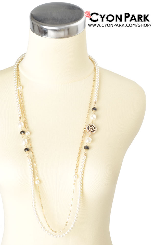 kalung-mutiara,-necklace,-fashion-accessories-with-pearl-Lenly-pearl-necklace-details