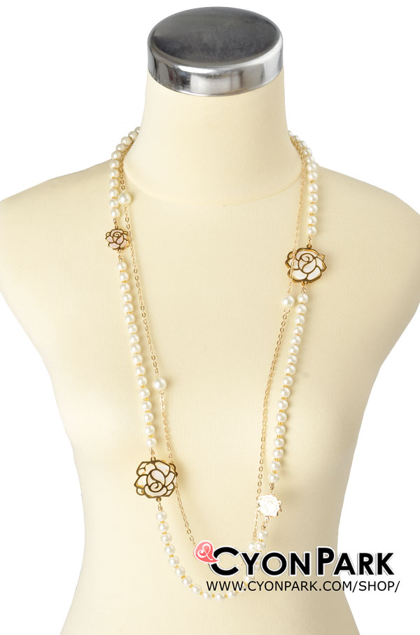 kalung-mutiara,-necklace,-fashion-accessories-with-pearl-rose-pearl-necklace-detail